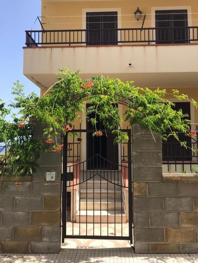 Rosy'S House Villa Patti Exterior photo